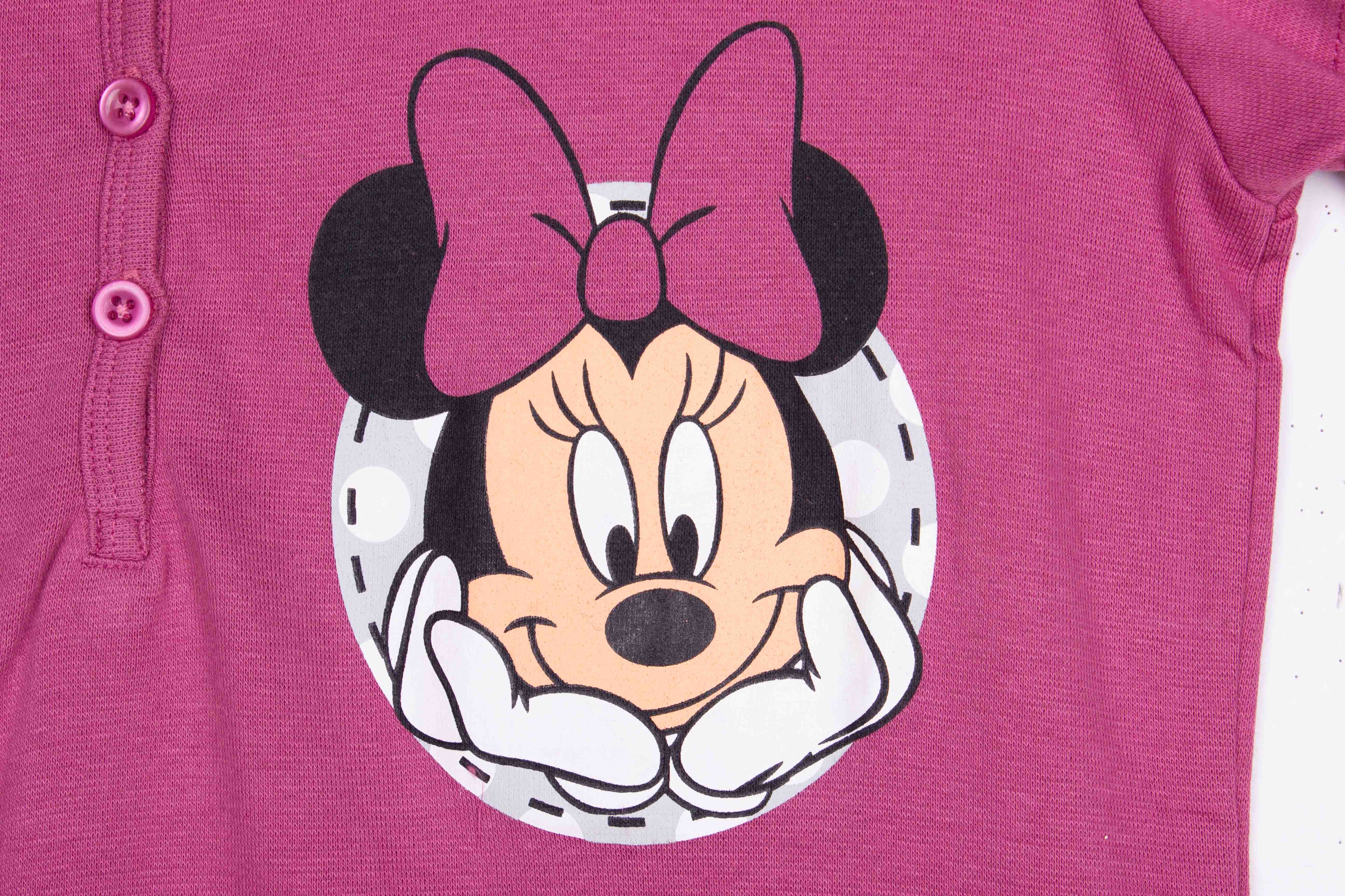 Wondering Minnie