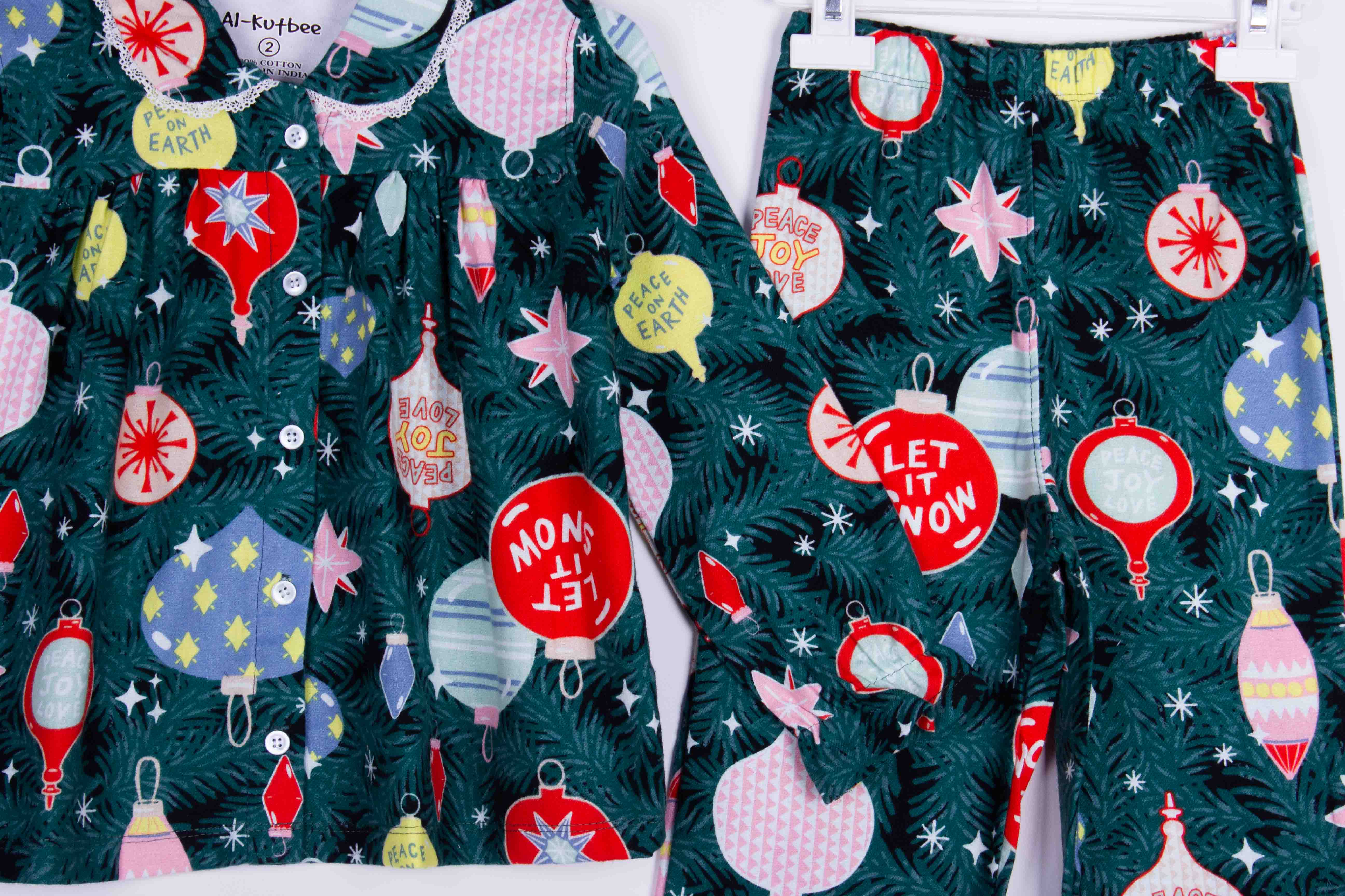 Festive Ornament Wonderland