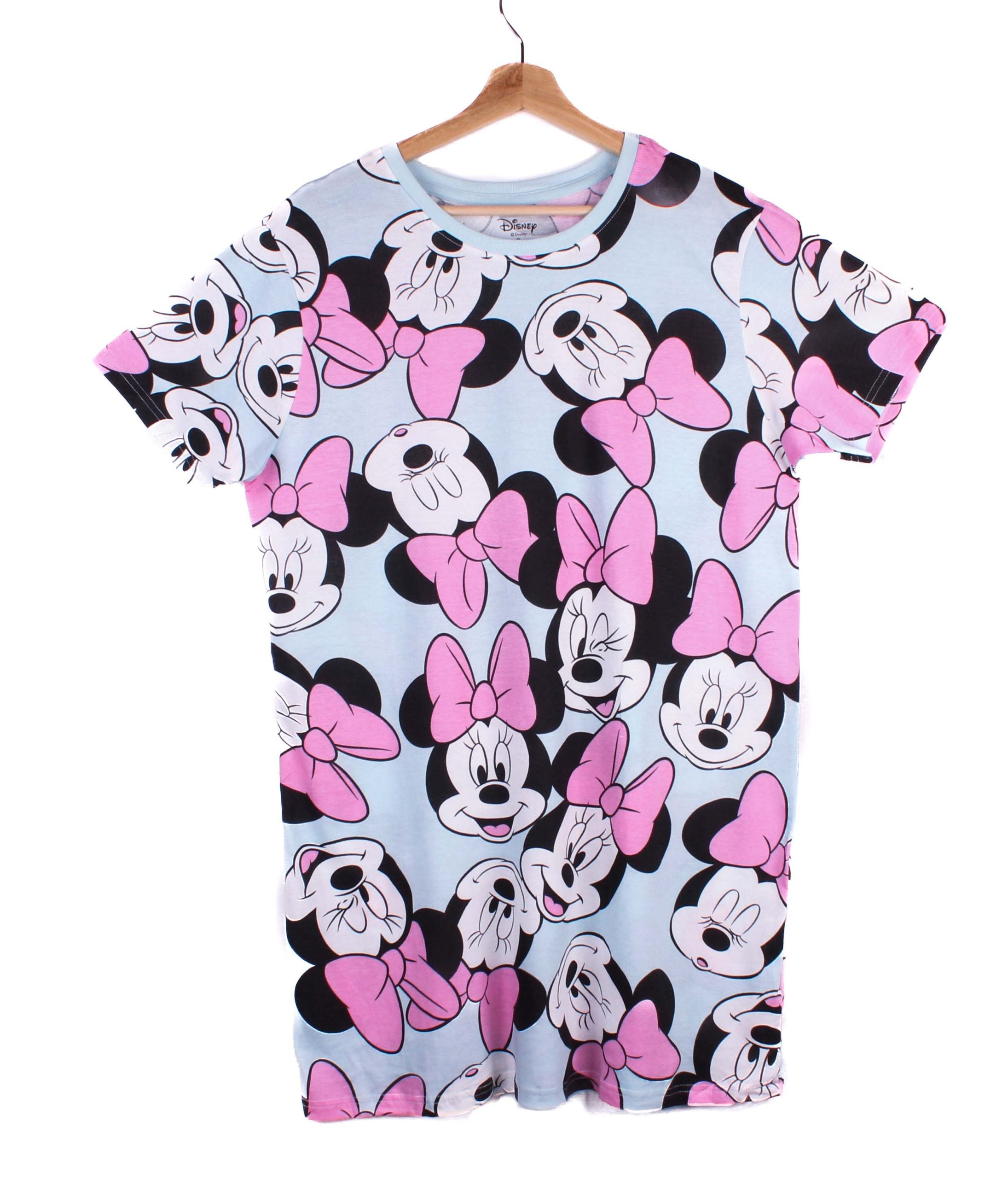 Chillin Minnie