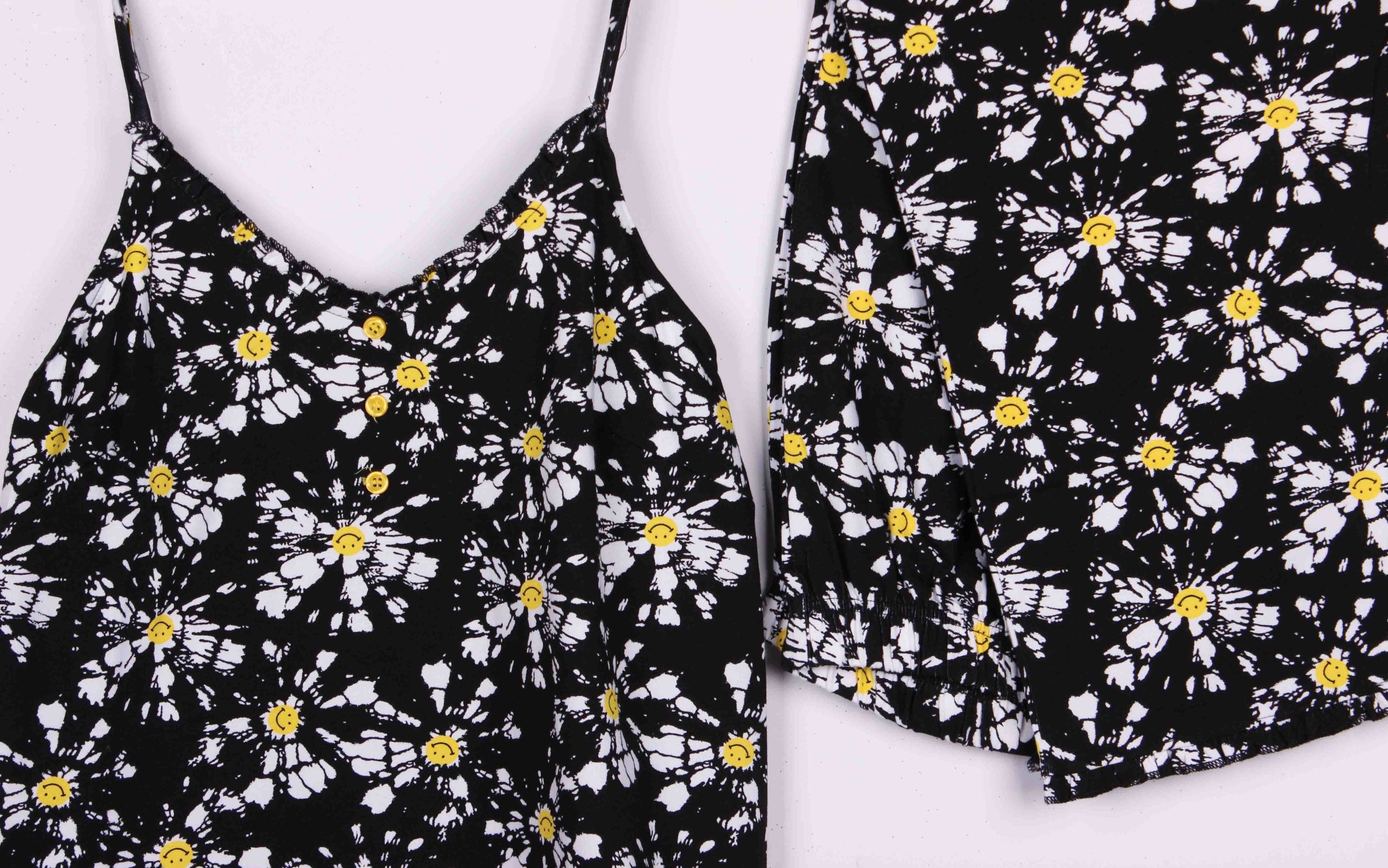 Noir Floral (Bermuda)