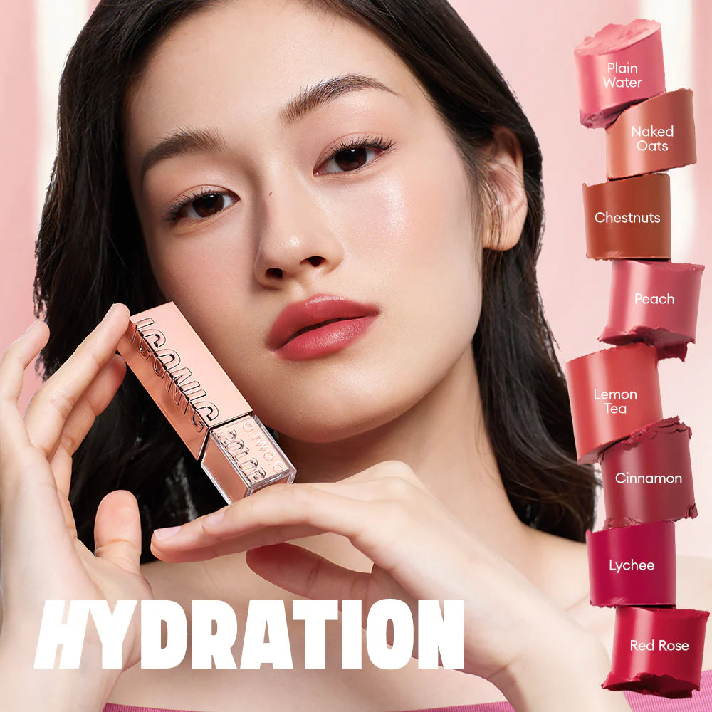 O.TWO.O Hydrating Satin Lipstick