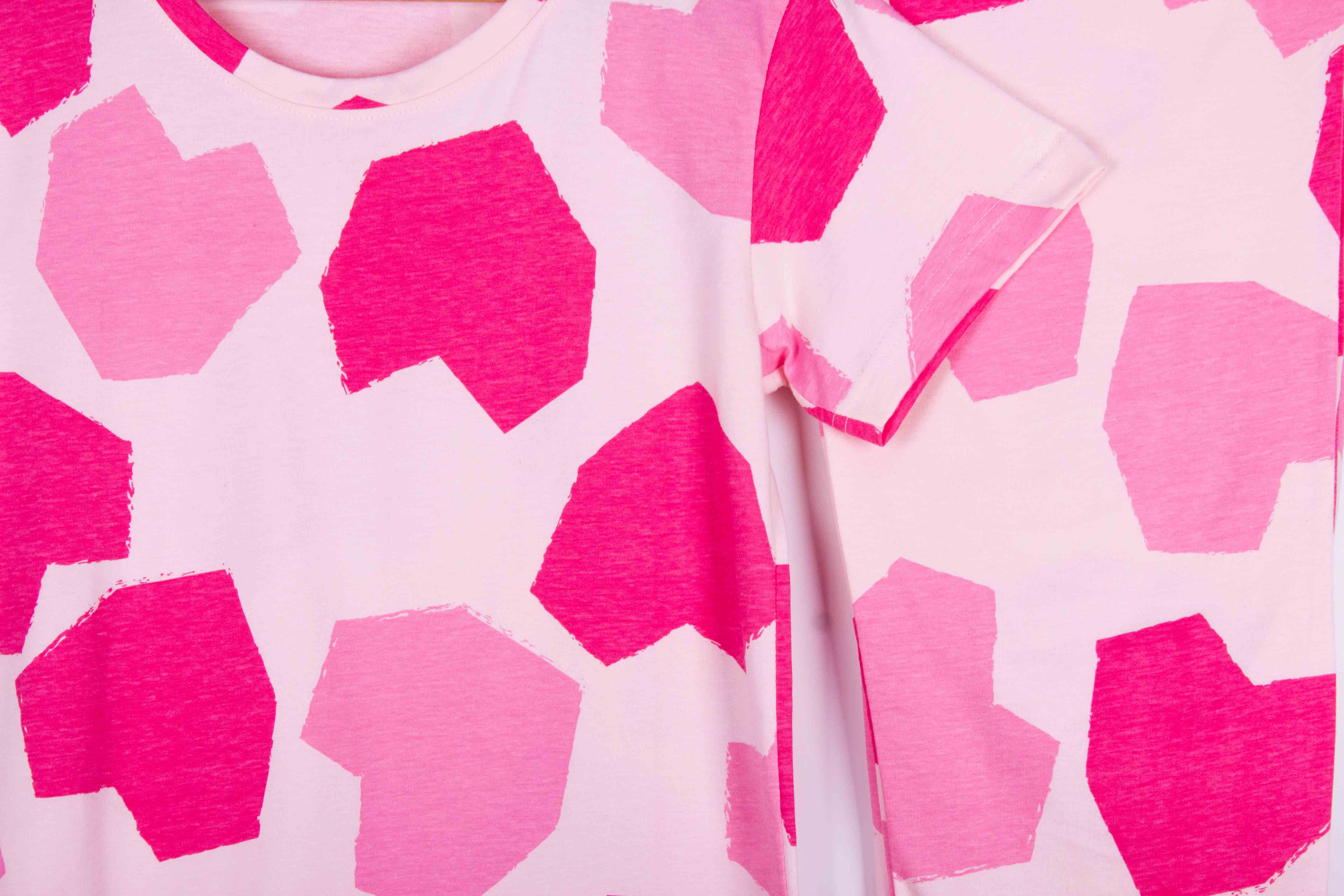 Pink Abstract Hearts