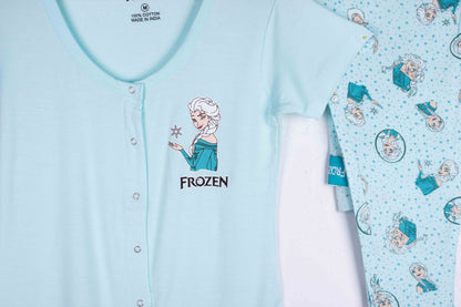 Pretty Elsa in Ice Blue