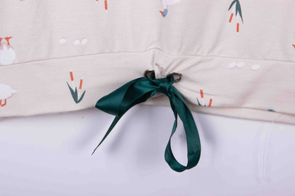 Cute Ducks with Stylish Ribbon