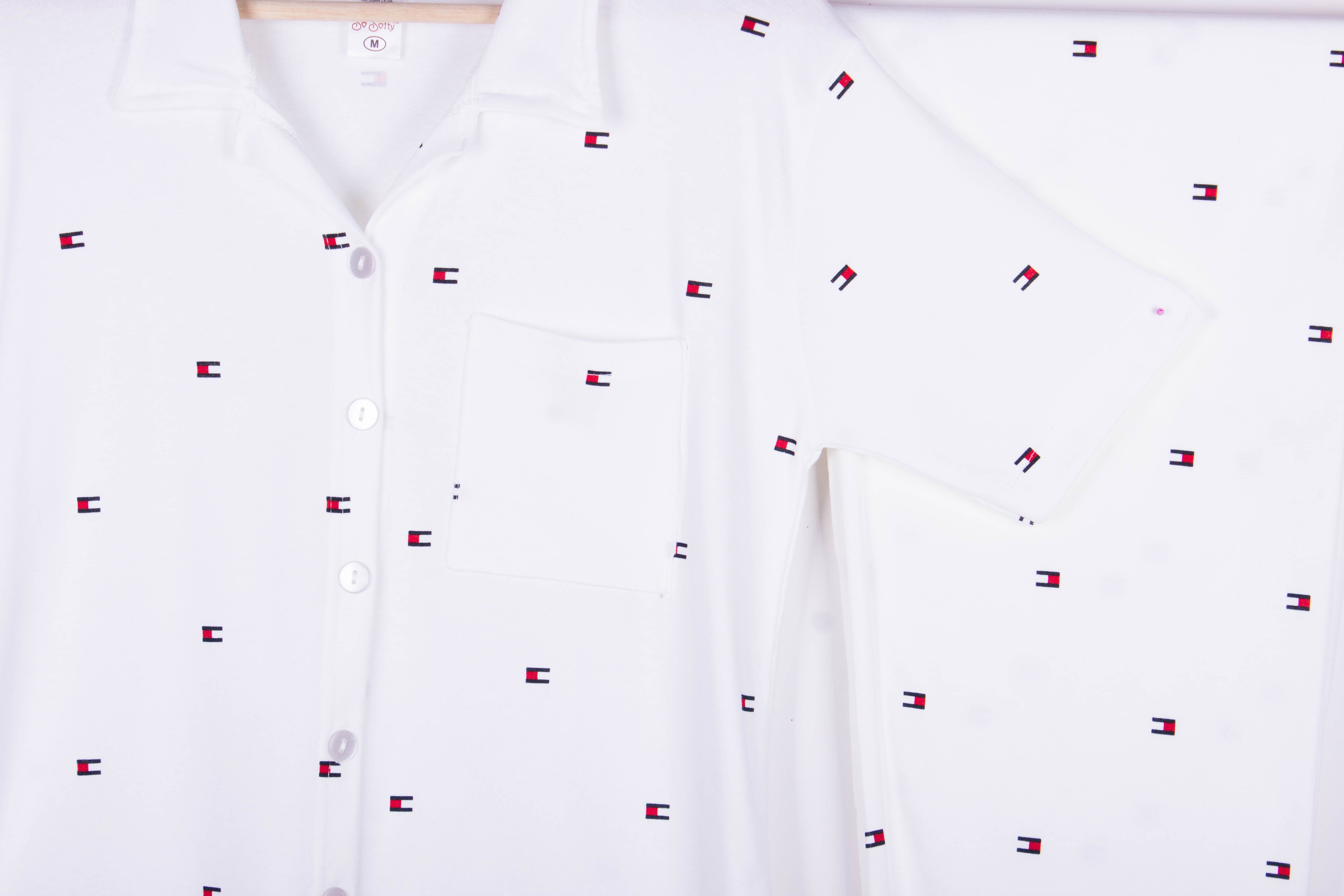 Tommy Hilf. Ivory