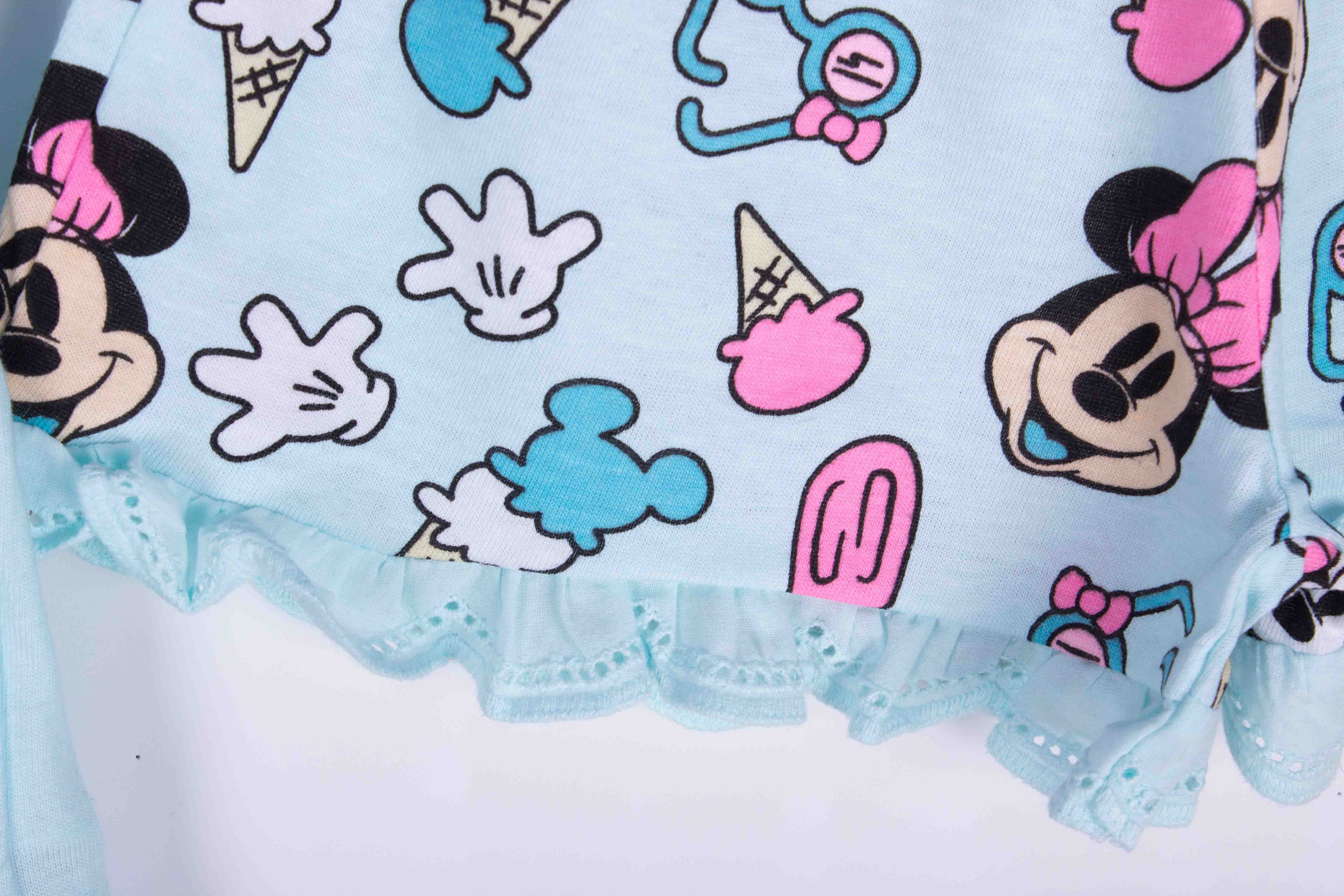 Minnie in Summer
