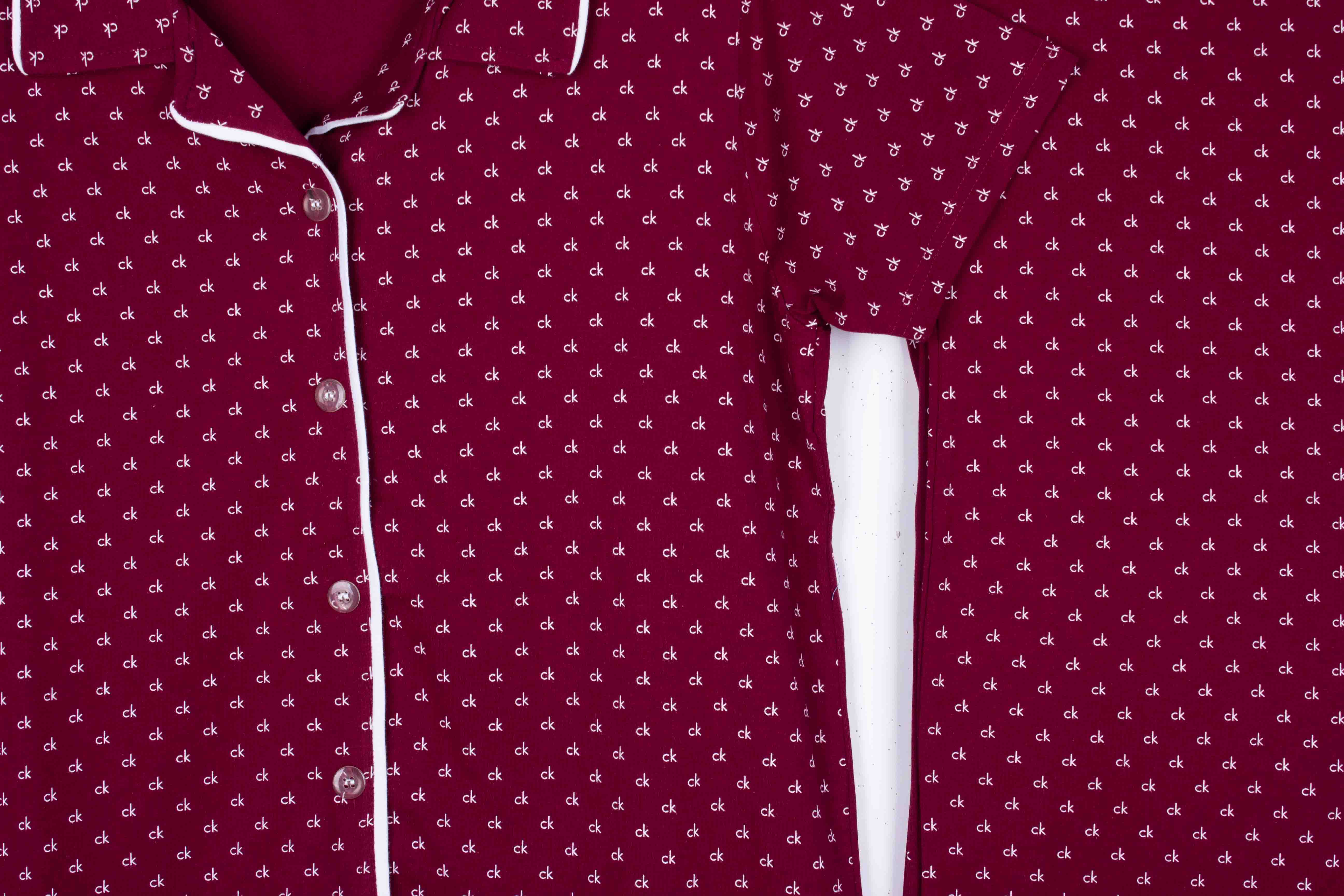 Maroon cK
