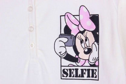 Minnie Selfie Mode
