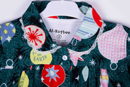 Festive Ornament Wonderland