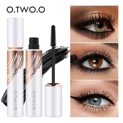 O.TWO.O Lash Bold Volume Mascara