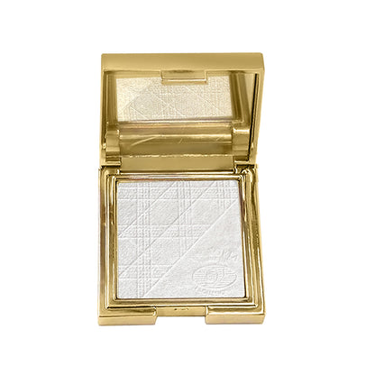 Victoria More Then Glow Highlight