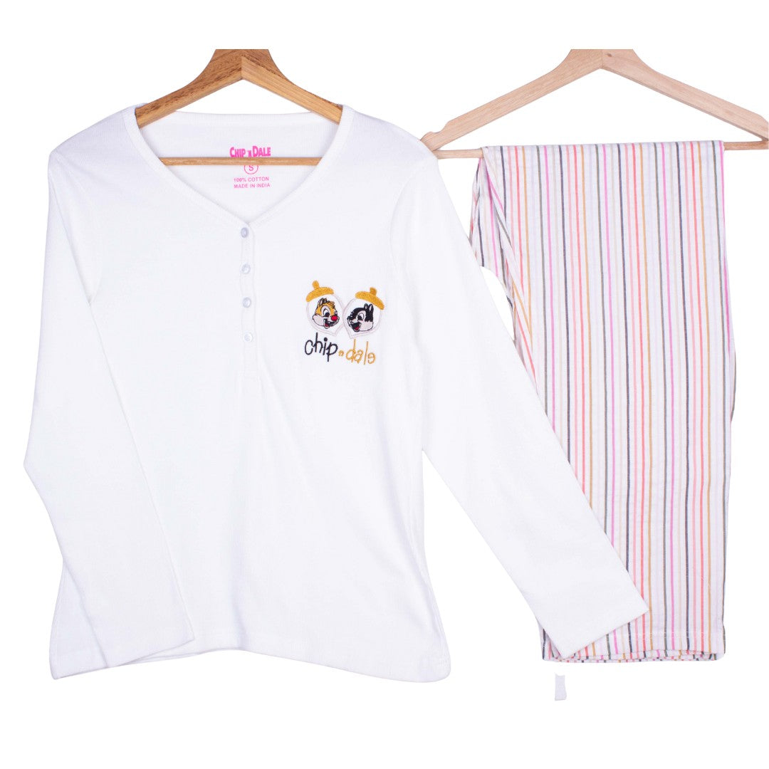 Acorn Dreams with Chip n Dale