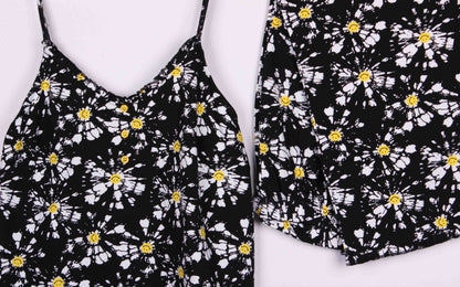 Noir Floral (Bermuda)